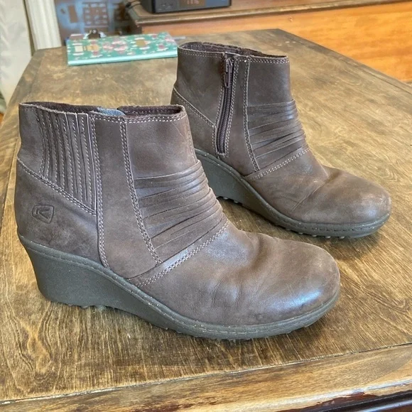 Keen wedge, newbuck booties 8.5 - Picture 3 of 9